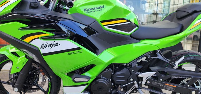2025 Kawasaki NINJA 500 SE (LAMS) GREEN