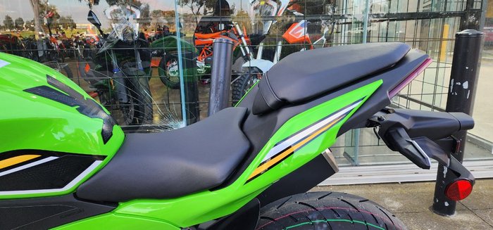 2025 Kawasaki NINJA 500 SE (LAMS) GREEN