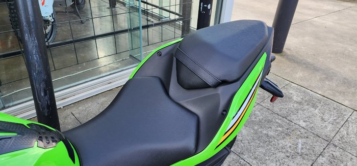 2025 Kawasaki NINJA 500 SE (LAMS) GREEN