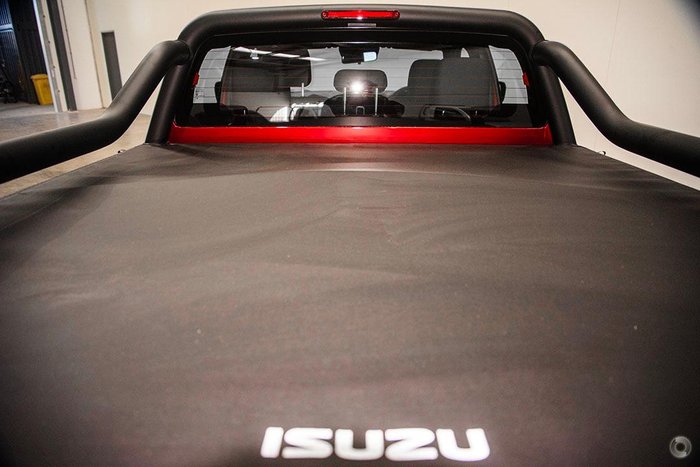 2025 Isuzu D-MAX X-RIDER MY24 4X4 Dual Range Magnetic Red