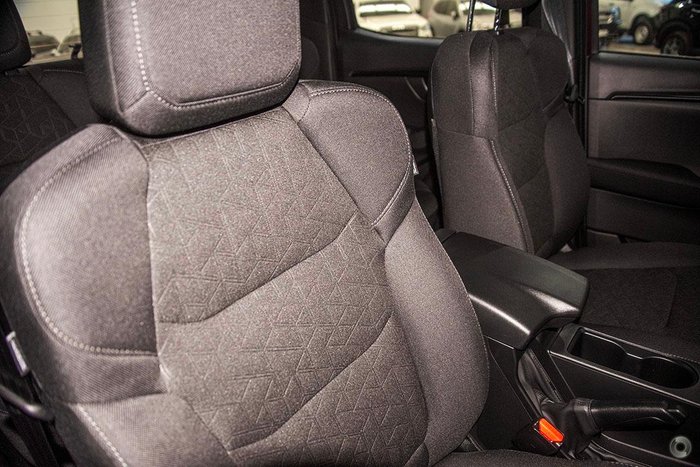 2025 Isuzu D-MAX X-RIDER MY24 4X4 Dual Range Magnetic Red