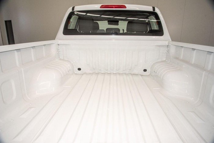2025 Isuzu D-MAX LS-M
