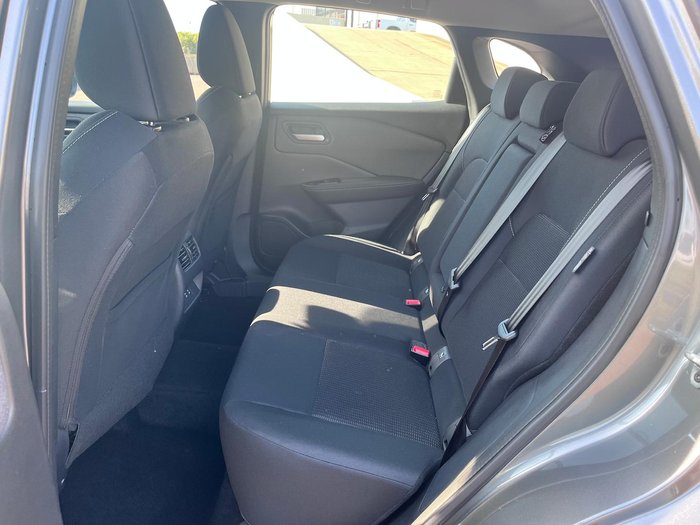 2025 Nissan QASHQAI ST-L