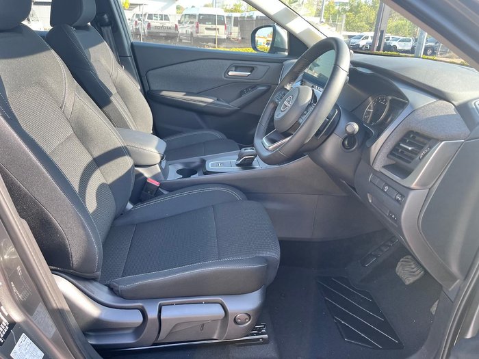 2025 Nissan QASHQAI ST-L