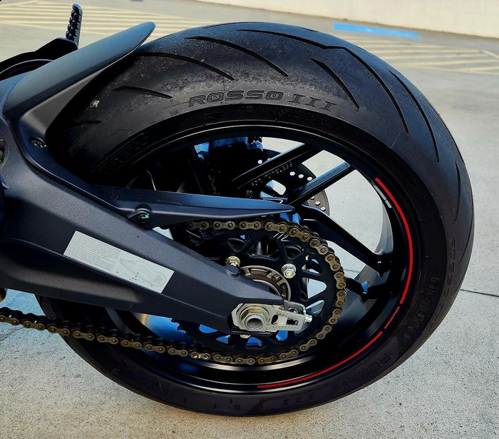 2021 Ducati Monster 659 ABS Monster Red