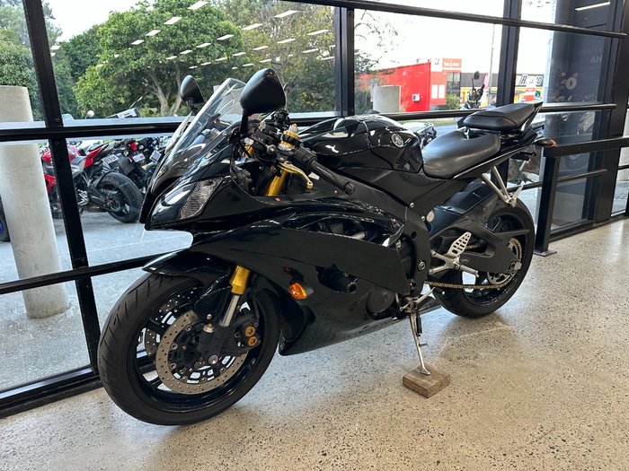 2008 Yamaha YZF-R6 BLACK
