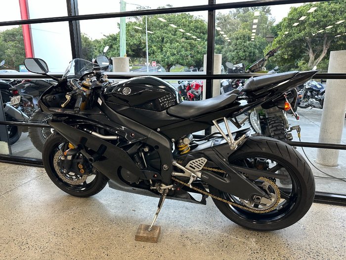 2008 Yamaha YZF-R6 BLACK