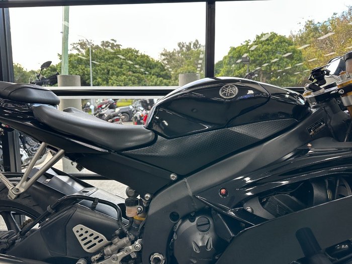 2008 Yamaha YZF-R6 BLACK