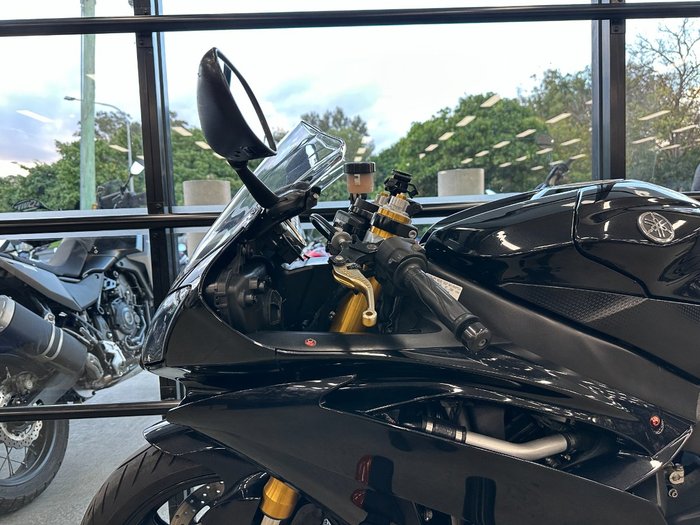 2008 Yamaha YZF-R6 BLACK