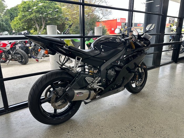 2008 Yamaha YZF-R6 BLACK