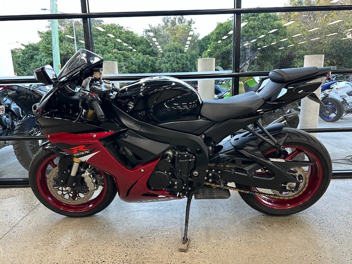 2018 Suzuki GSX-R750 BLACK