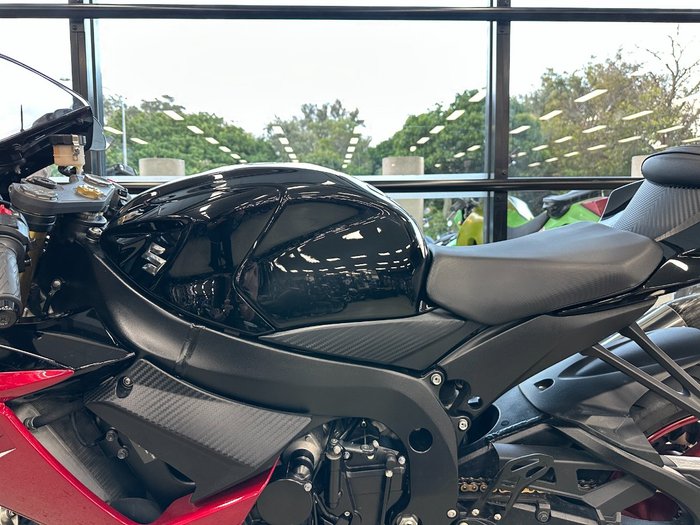 2018 Suzuki GSX-R750 BLACK