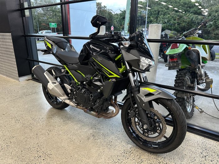 2023 Kawasaki Z400 BLACK