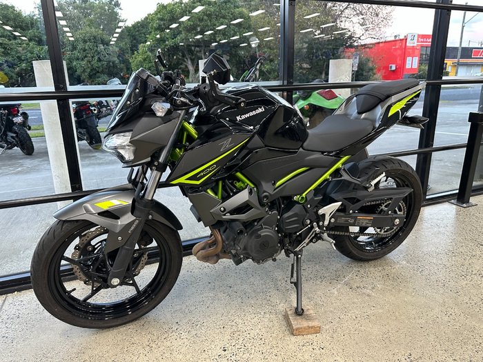 2023 Kawasaki Z400 BLACK