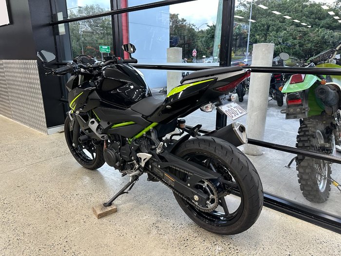 2023 Kawasaki Z400 BLACK