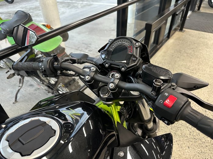 2023 Kawasaki Z400 BLACK