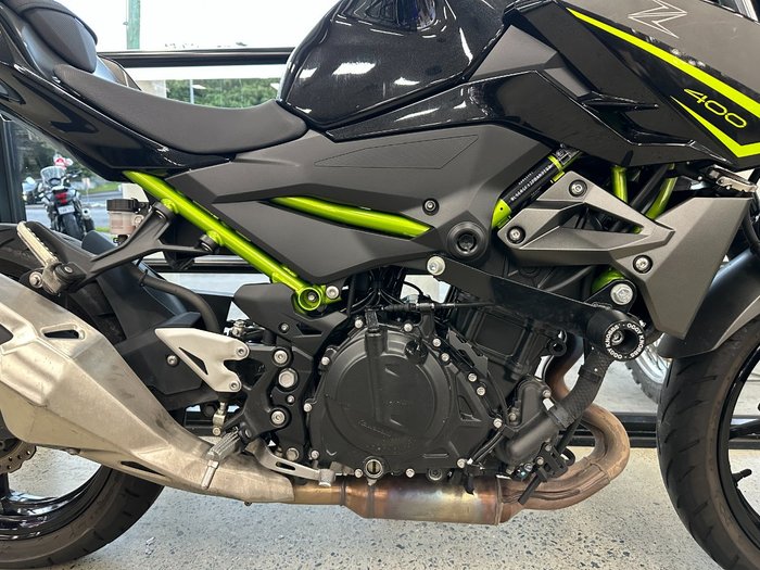 2023 Kawasaki Z400 BLACK