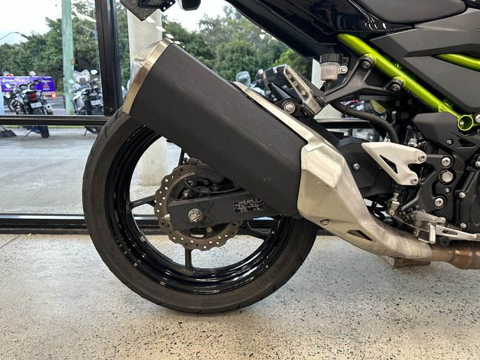 2023 Kawasaki Z400 BLACK