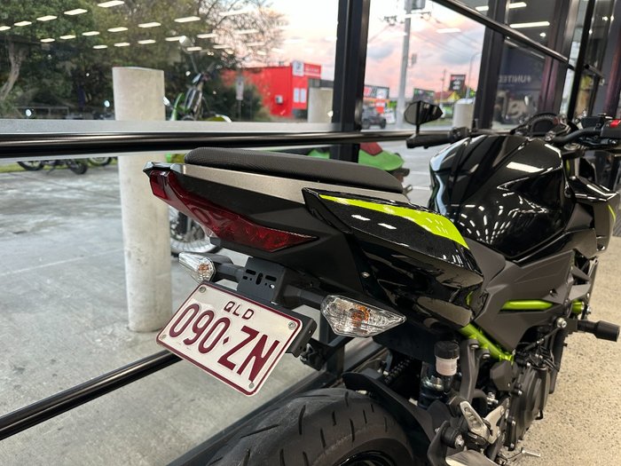 2023 Kawasaki Z400 BLACK