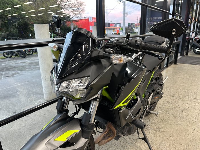 2023 Kawasaki Z400 BLACK