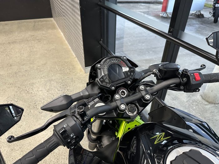 2023 Kawasaki Z400 BLACK