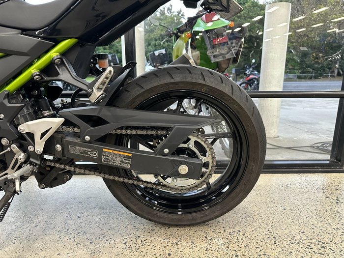 2023 Kawasaki Z400 BLACK