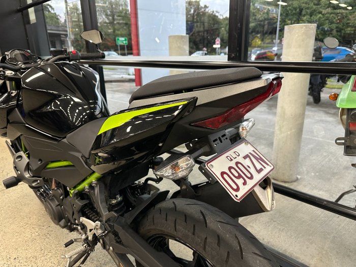 2023 Kawasaki Z400 BLACK