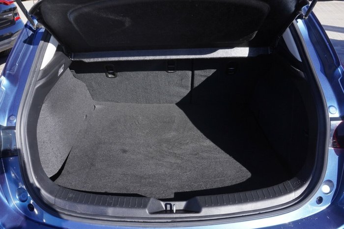 2017 Mazda 3 Maxx