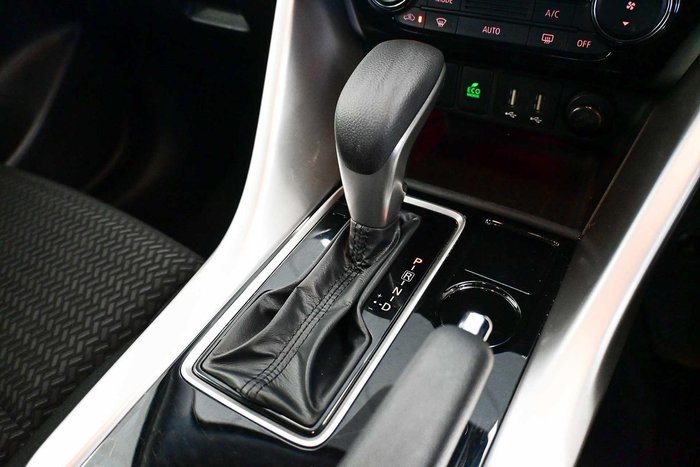 2024 Mitsubishi Eclipse Cross ES