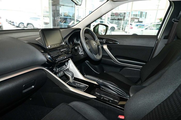 2024 Mitsubishi Eclipse Cross ES