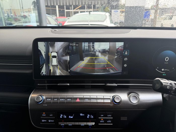 2025 Hyundai Kona Premium