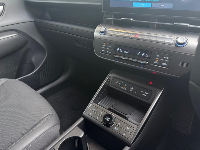 2025 Hyundai Kona Premium