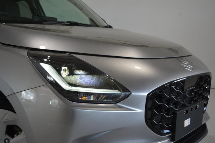 2025 Suzuki Swift Hybrid Plus