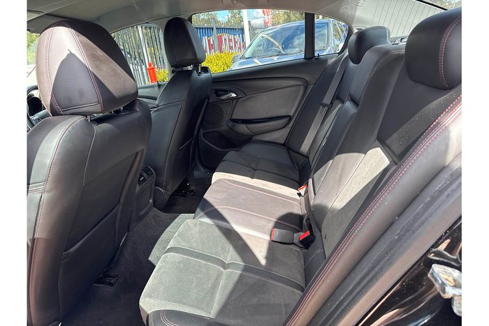 2016 Holden Commodore SV6 Black