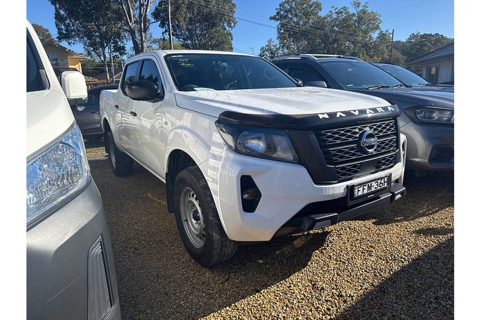 2023 Nissan Navara SL