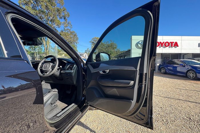 2022 Volvo XC90 Ultimate B6 Dark