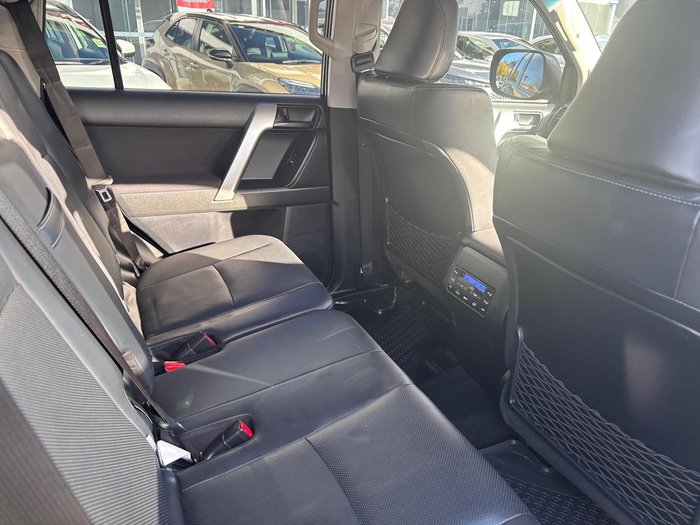 2022 Toyota Landcruiser Prado GXL