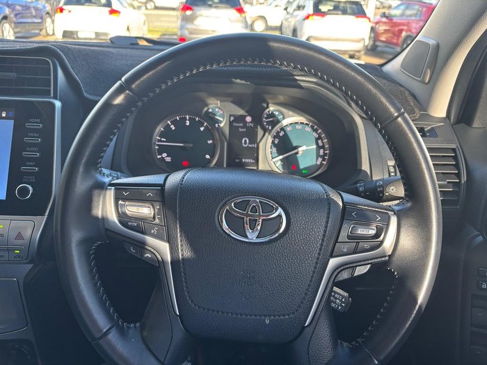 2022 Toyota Landcruiser Prado GXL