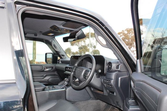 2025 Toyota Landcruiser Prado VX