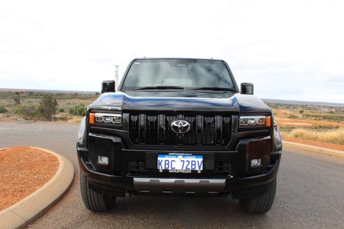 2025 Toyota Landcruiser Prado VX