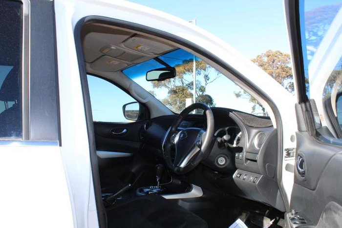 2015 Nissan Navara ST