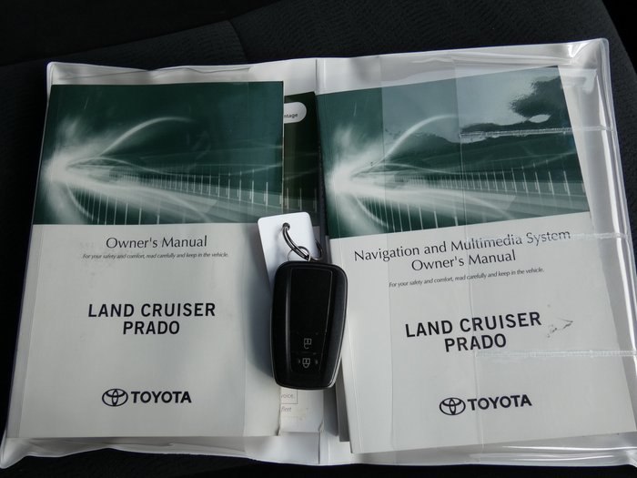 2021 Toyota Landcruiser Prado
