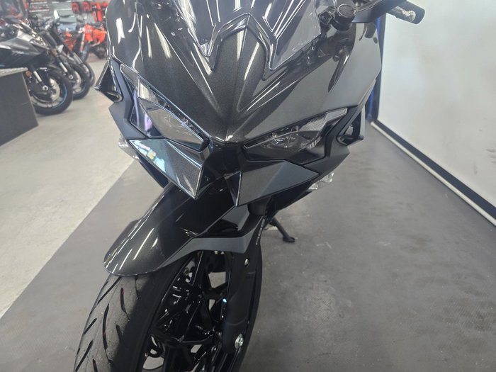 2025 Kawasaki NINJA 500 GREY