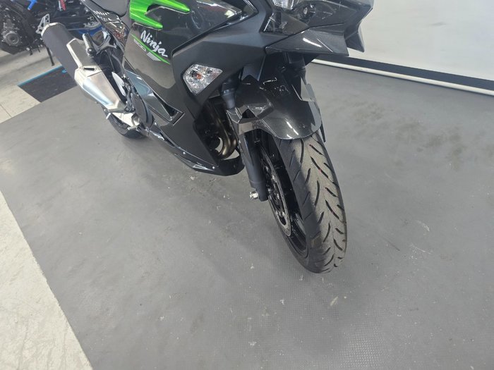 2025 Kawasaki NINJA 500 GREY