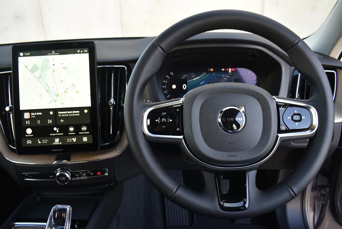 2025 Volvo XC60 Plus B5 Bright MY26 AWD Aurora Silver