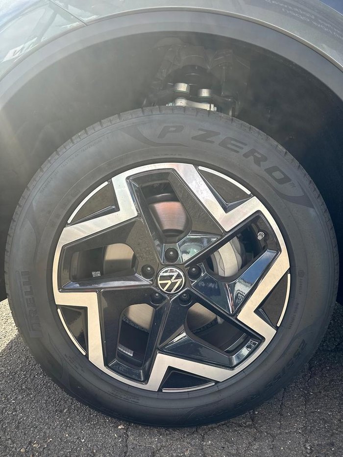 2025 Volkswagen Touareg 170TDI