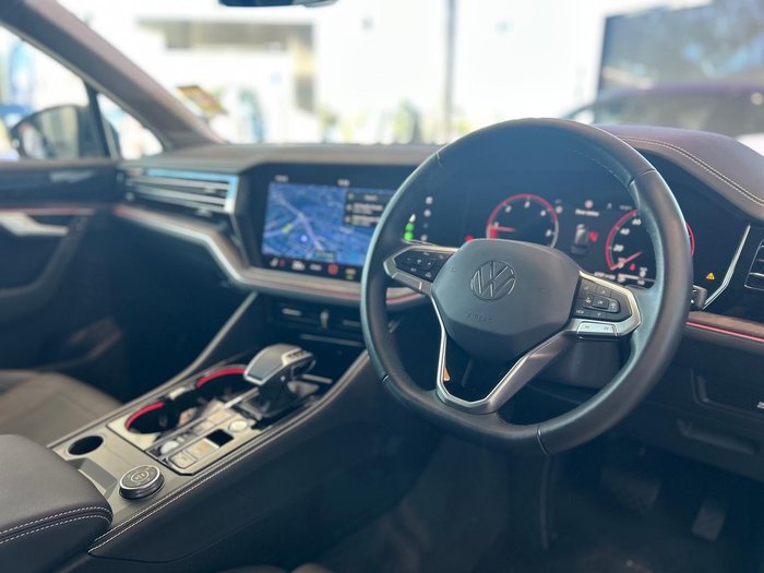 2025 Volkswagen Touareg 170TDI
