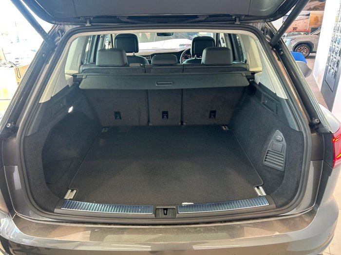 2025 Volkswagen Touareg 170TDI