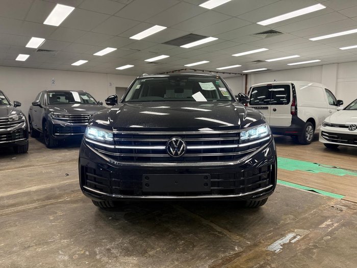 2025 Volkswagen Touareg 170TDI
