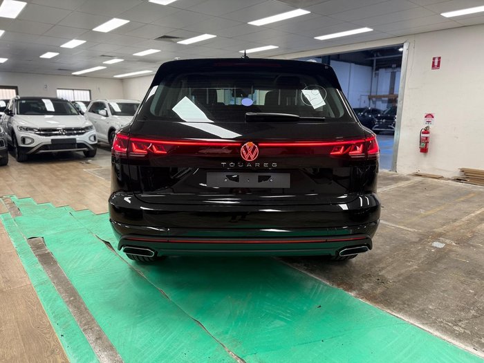 2025 Volkswagen Touareg 170TDI